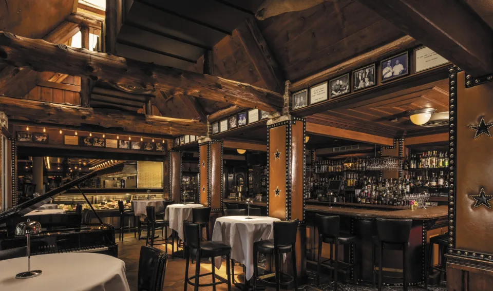 The dining room at Pappas Bros. Steakhouse, Houston